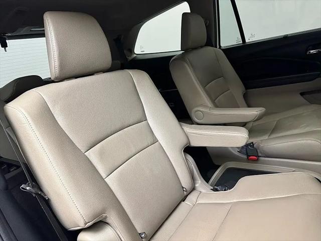 2022 Honda Pilot AWD Touring 7 Passenger