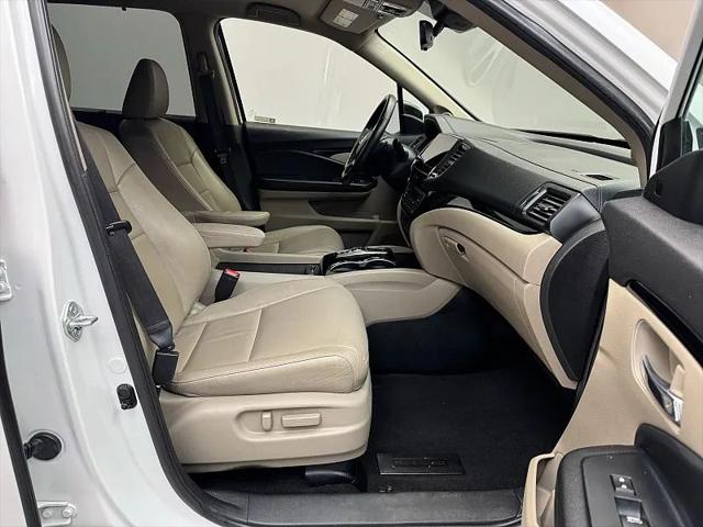 2022 Honda Pilot AWD Touring 7 Passenger