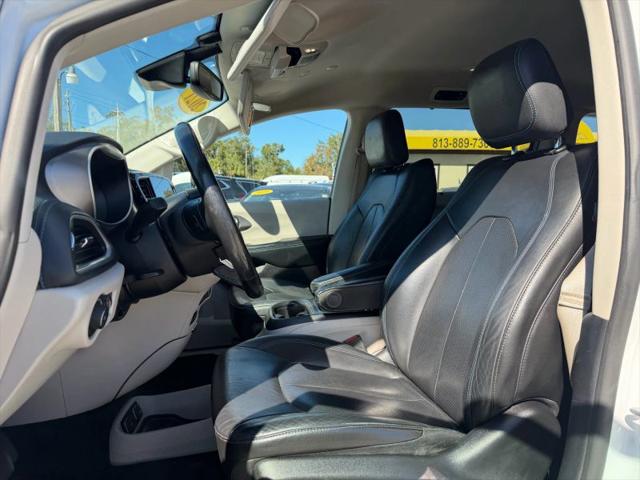 2021 Chrysler Pacifica Touring L