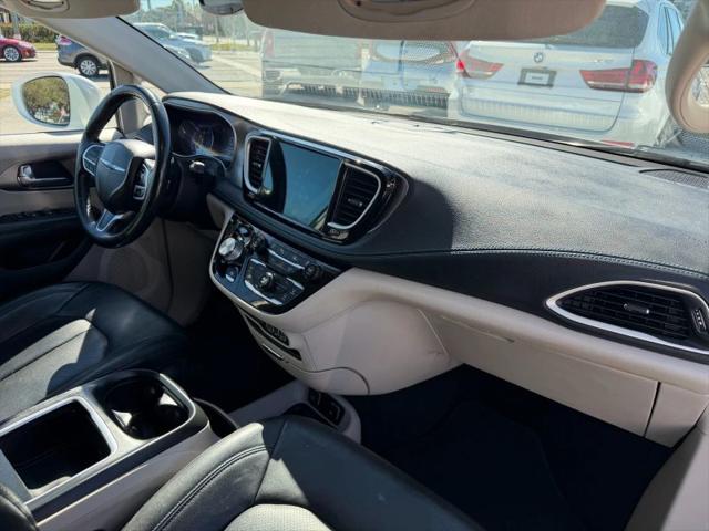 2021 Chrysler Pacifica Touring L