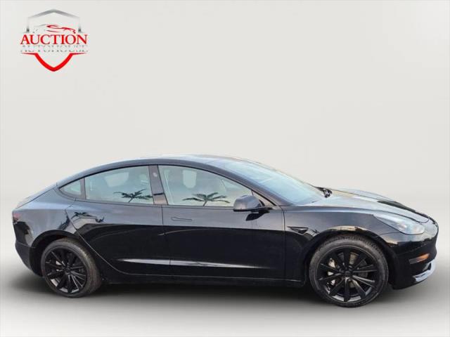 2022 Tesla Model 3 Rear-Wheel Drive