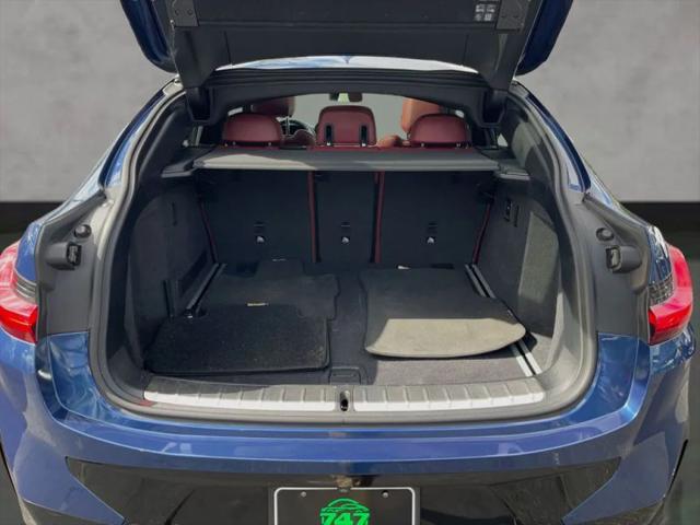 2022 BMW X4 xDrive30i