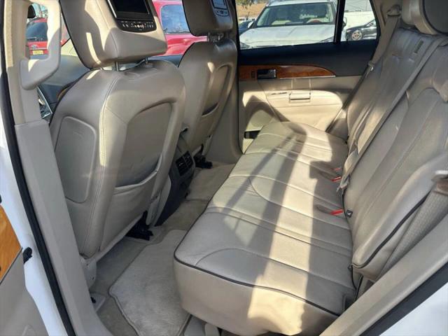 2011 Lincoln MKX Base