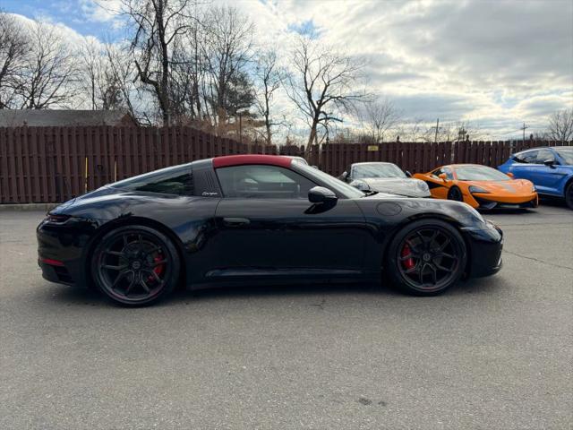 2022 Porsche 911 Targa 4S