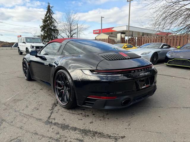 2022 Porsche 911 Targa 4S