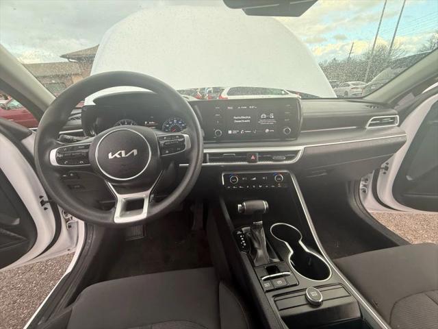 2022 Kia K5 LXS