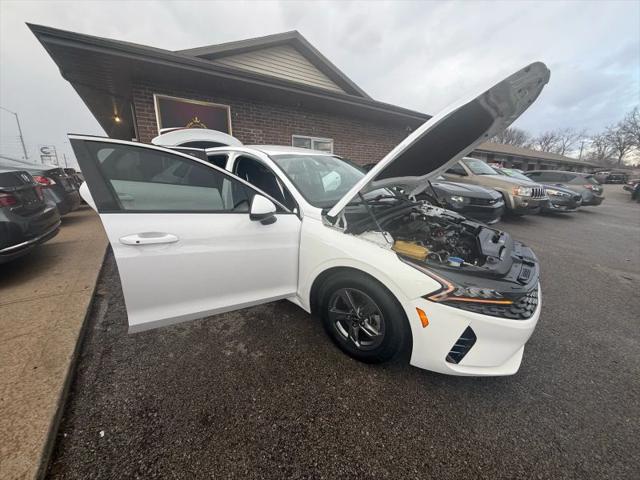 2022 Kia K5 LXS