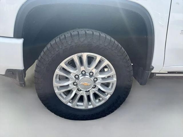 2022 Chevrolet Silverado 3500HD 4WD Crew Cab Standard Bed High Country