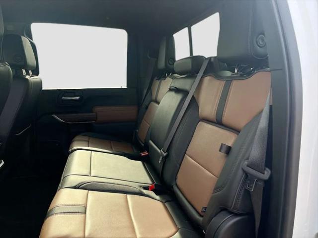 2022 Chevrolet Silverado 3500HD 4WD Crew Cab Standard Bed High Country