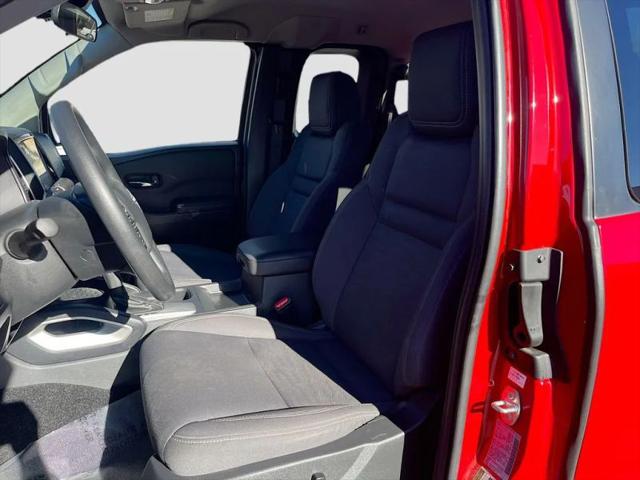 2024 Nissan Frontier King Cab SV 4x2