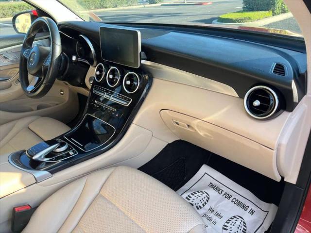 2017 Mercedes-Benz GLC 300