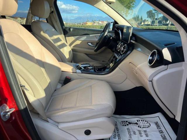 2017 Mercedes-Benz GLC 300