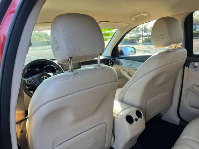 2017 Mercedes-Benz GLC 300