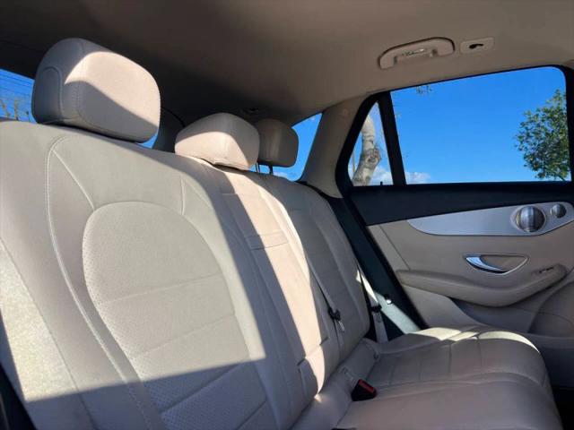 2017 Mercedes-Benz GLC 300