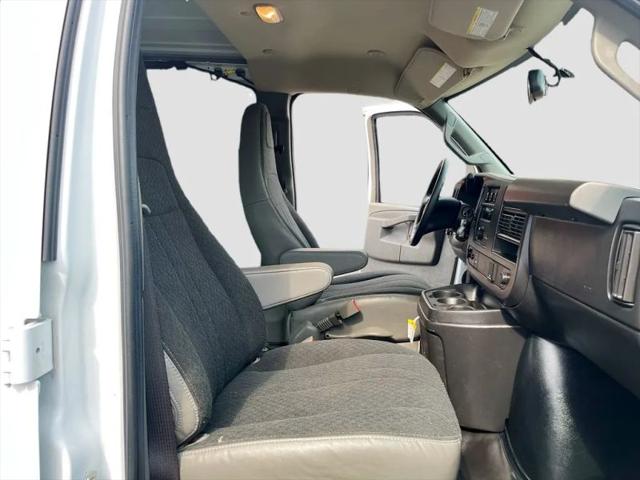 2023 Chevrolet Express Cargo Van RWD 2500 Regular Wheelbase WT