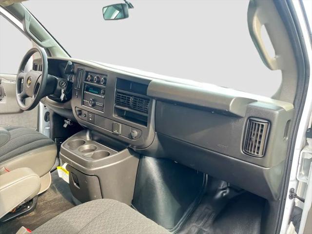 2023 Chevrolet Express Cargo Van RWD 2500 Regular Wheelbase WT