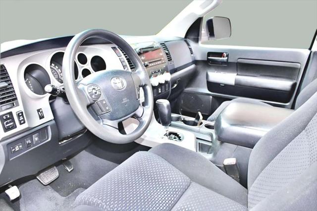 2013 Toyota Tundra Grade 5.7L V8
