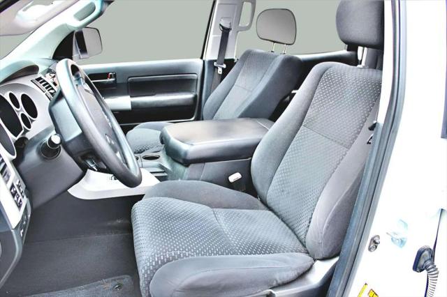 2013 Toyota Tundra Grade 5.7L V8