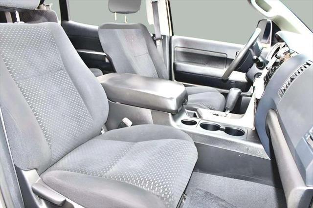 2013 Toyota Tundra Grade 5.7L V8