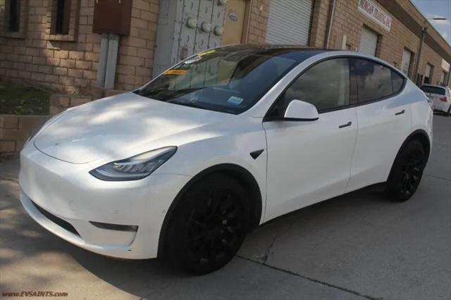 2022 Tesla Model Y Long Range Dual Motor All-Wheel Drive