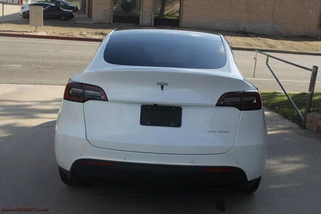 2022 Tesla Model Y Long Range Dual Motor All-Wheel Drive