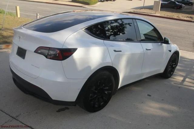 2022 Tesla Model Y Long Range Dual Motor All-Wheel Drive
