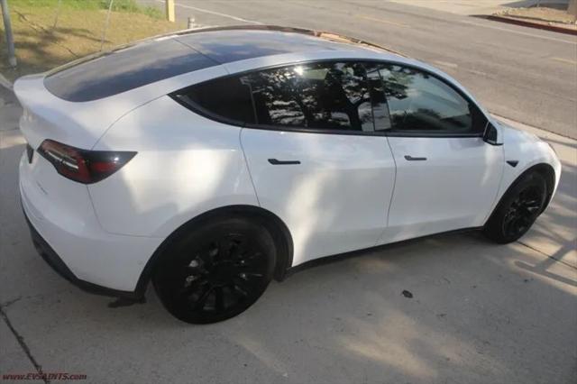 2022 Tesla Model Y Long Range Dual Motor All-Wheel Drive