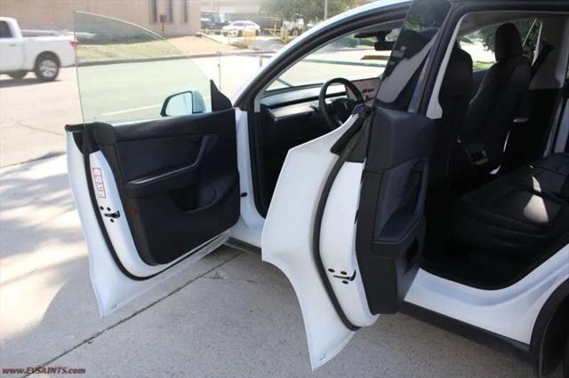2022 Tesla Model Y Long Range Dual Motor All-Wheel Drive