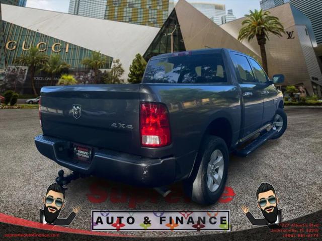 2017 Ram 1500 Express Crew Cab 4x4 5'7" Box