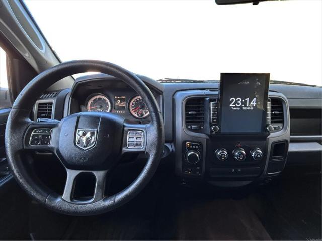 2017 Ram 1500 Express Crew Cab 4x4 5'7" Box