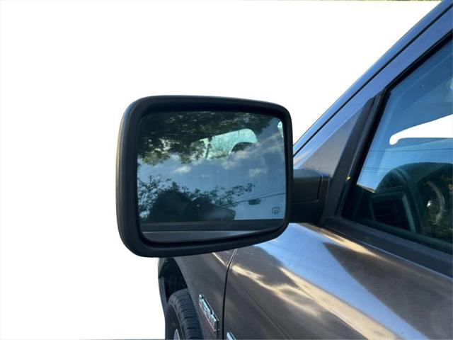 2017 Ram 1500 Express Crew Cab 4x4 5'7" Box