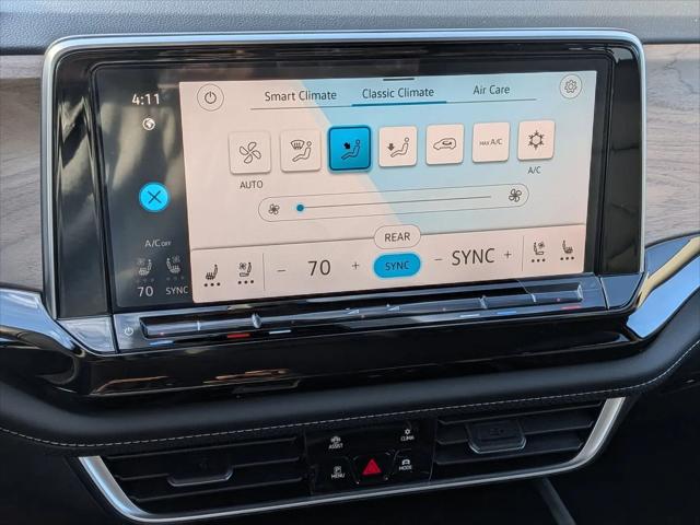 2026 Volkswagen Atlas SE with Technology