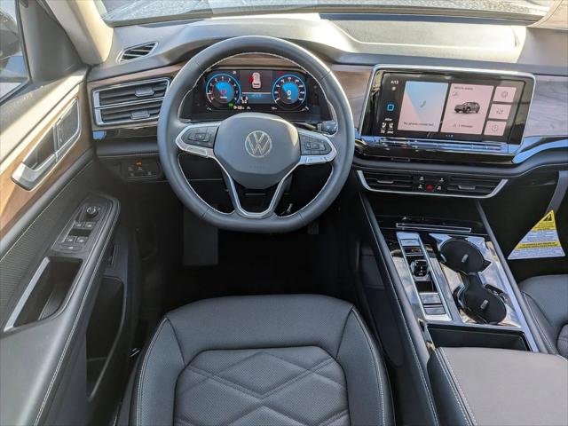 2026 Volkswagen Atlas SE with Technology