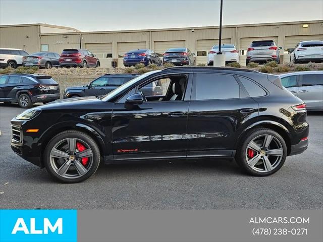 2024 Porsche Cayenne S