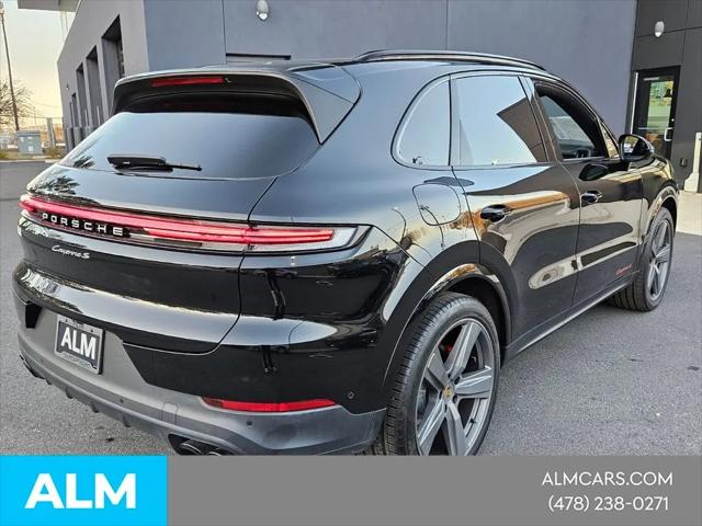 2024 Porsche Cayenne S