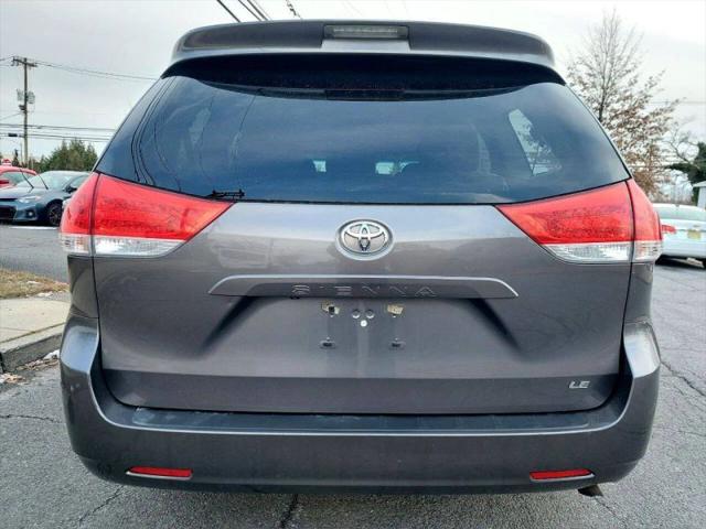 2014 Toyota Sienna LE