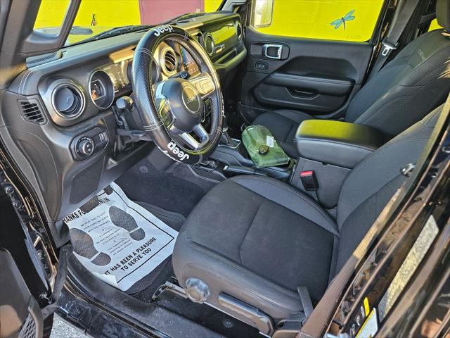 2023 Jeep Gladiator Overland
