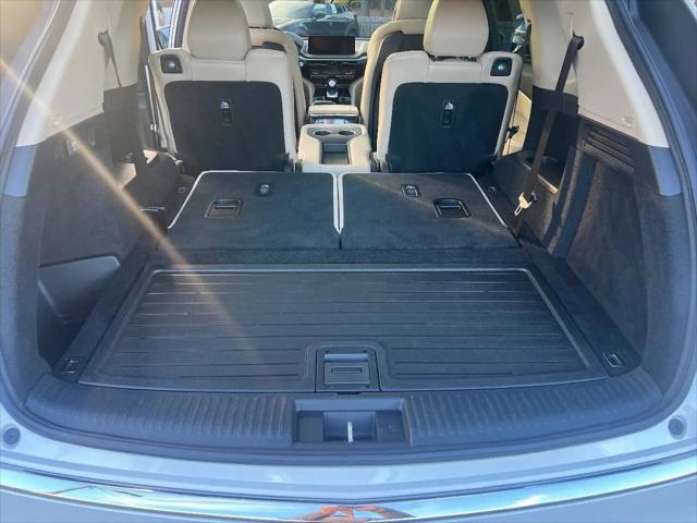 2023 Acura MDX Standard