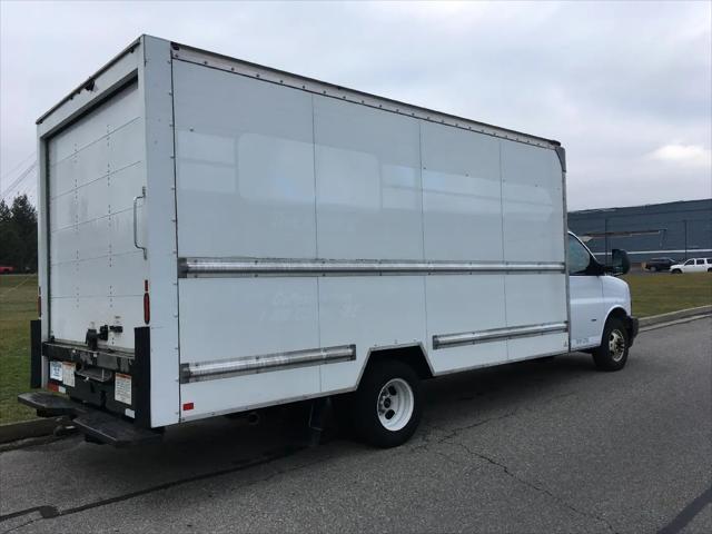 2021 GMC Savana Cutaway Work Van