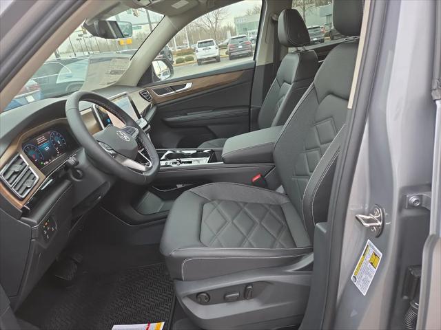 2026 Volkswagen Atlas SE with Technology