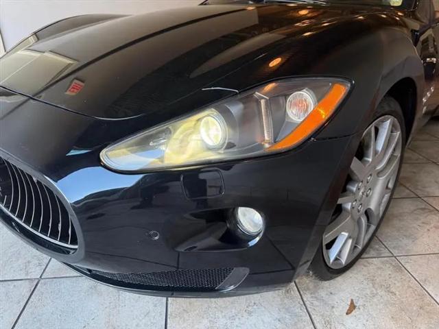 2010 Maserati GranTurismo Standard