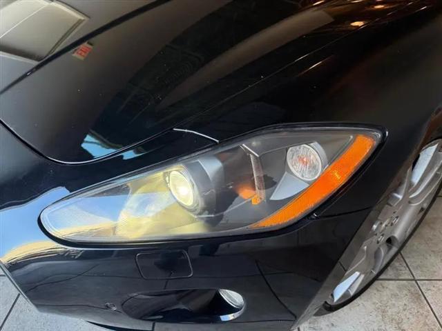 2010 Maserati GranTurismo Standard