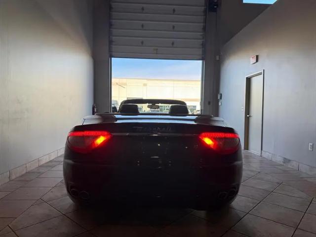 2010 Maserati GranTurismo Standard
