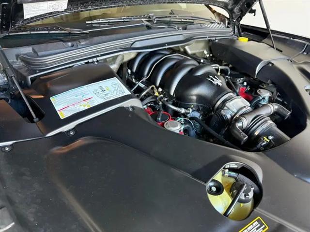 2010 Maserati GranTurismo Standard