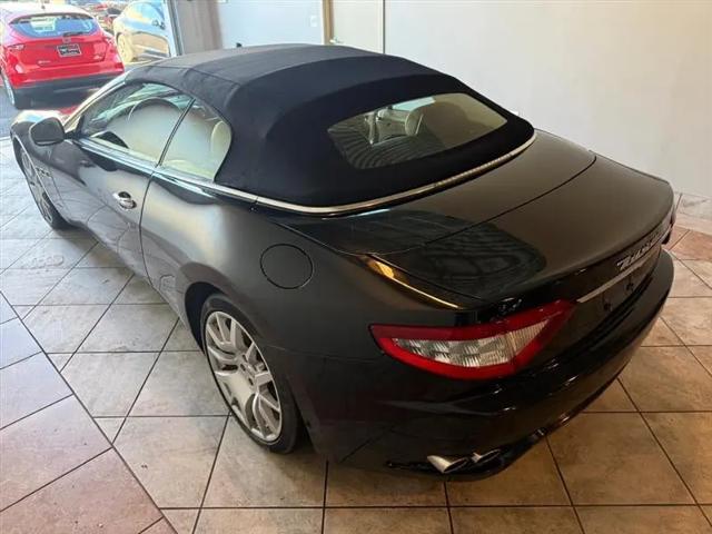 2010 Maserati GranTurismo Standard
