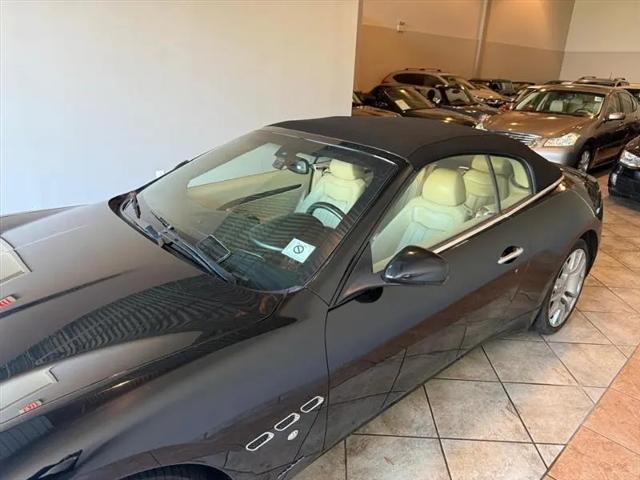 2010 Maserati GranTurismo Standard