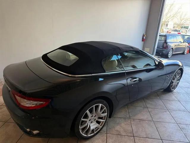2010 Maserati GranTurismo Standard