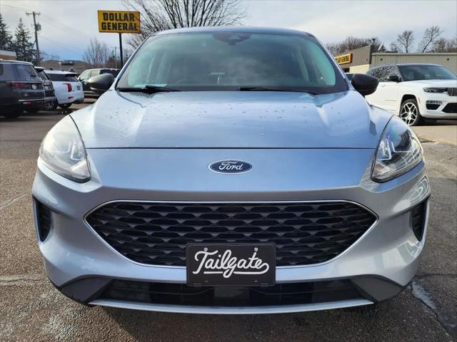 2022 Ford Escape SE Hybrid
