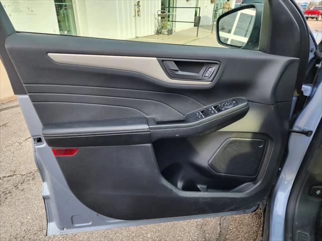 2022 Ford Escape SE Hybrid