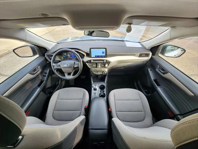 2022 Ford Escape SE Hybrid